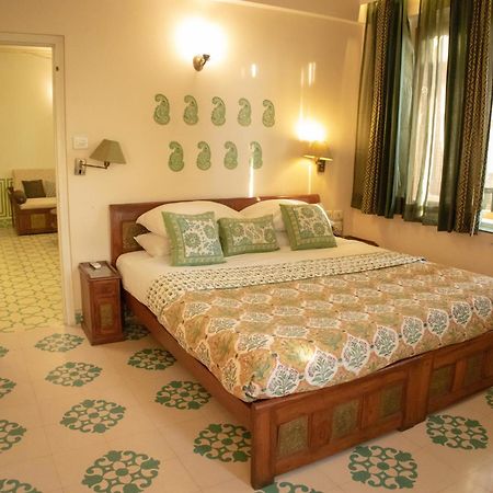 Om Niwas Suite Hotel Джайпур Екстер'єр фото
